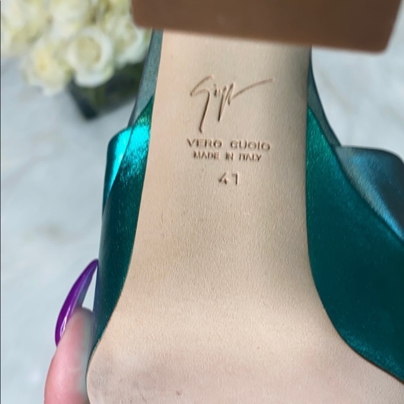 Giuseppe Zannoti Green Metallic Platform Heels size 41 - Picture 5 of 10
